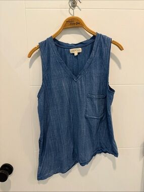 cloth & stone Indigo V-Neck Pocket Tank size medium